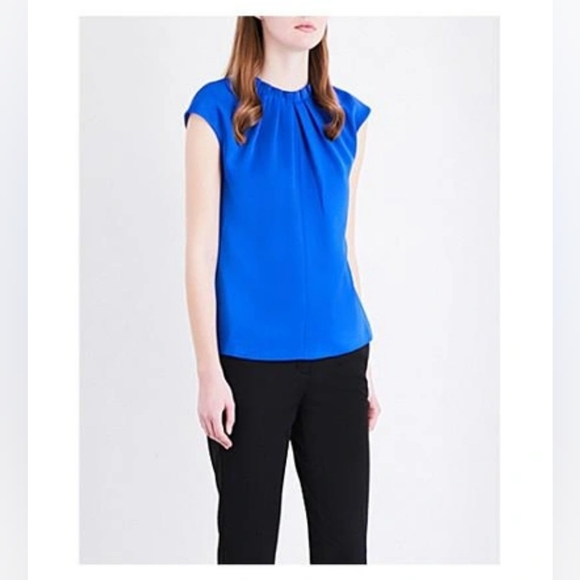 Ted Baker London Tops - NWOT TED BAKER REELA CREPE SLEEVELESS TOP SIZE 1